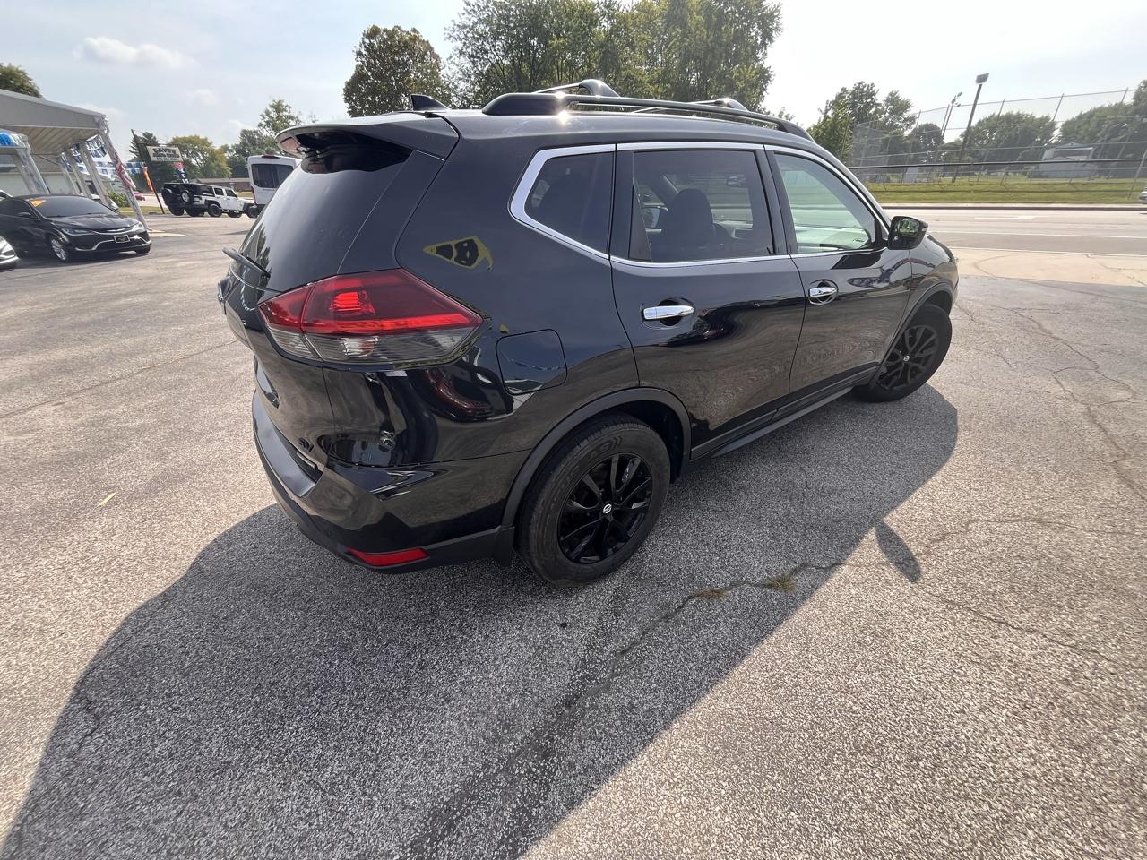 Nissan Rogue SV FWD 2018