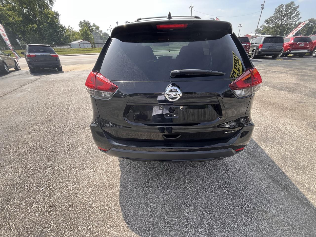 Nissan Rogue SV FWD 2018