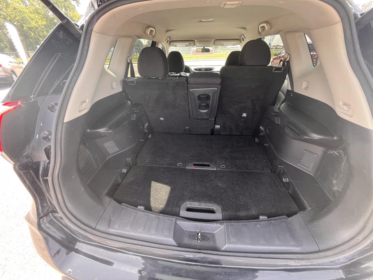 Nissan Rogue SV FWD 2018