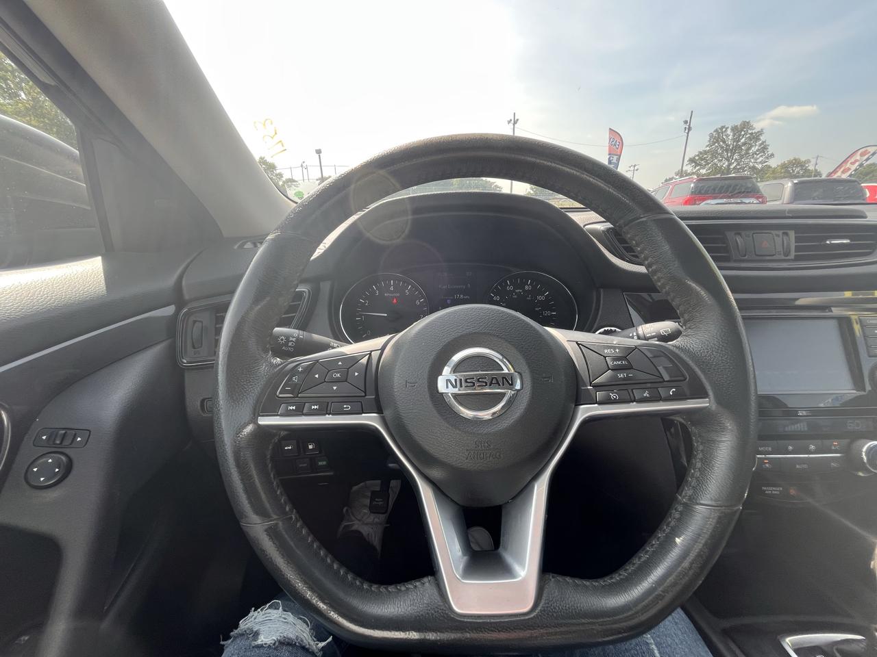 Nissan Rogue SV FWD 2018