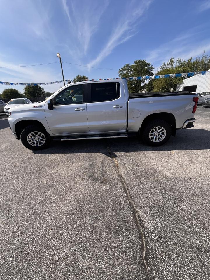 Chevrolet Silverado 1500 LT Crew Cab 4WD 2020