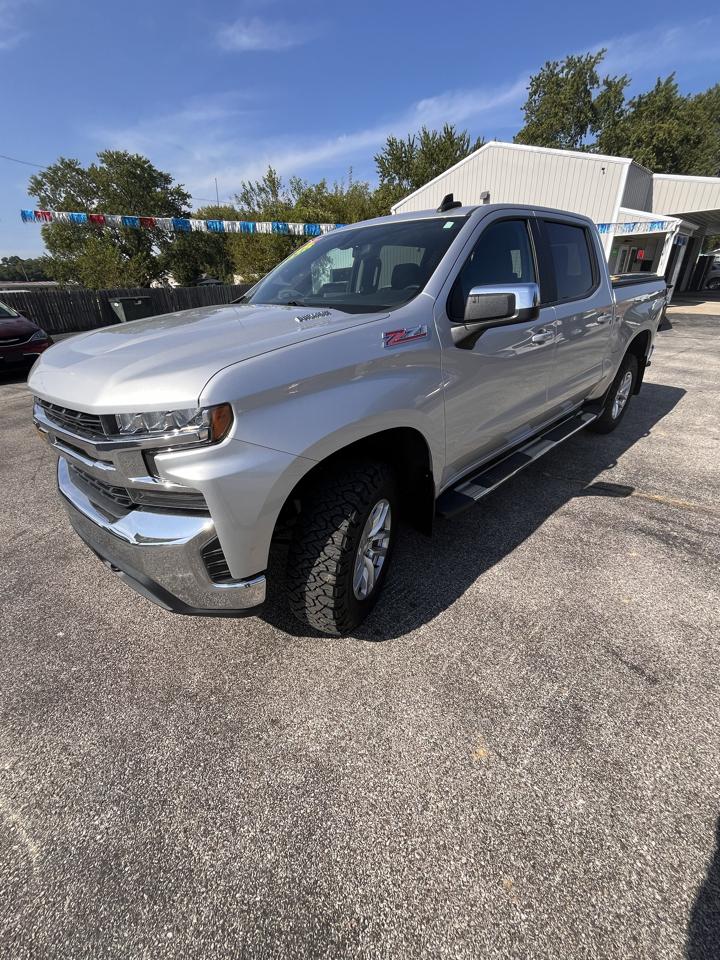 Chevrolet Silverado 1500 LT Crew Cab 4WD 2020