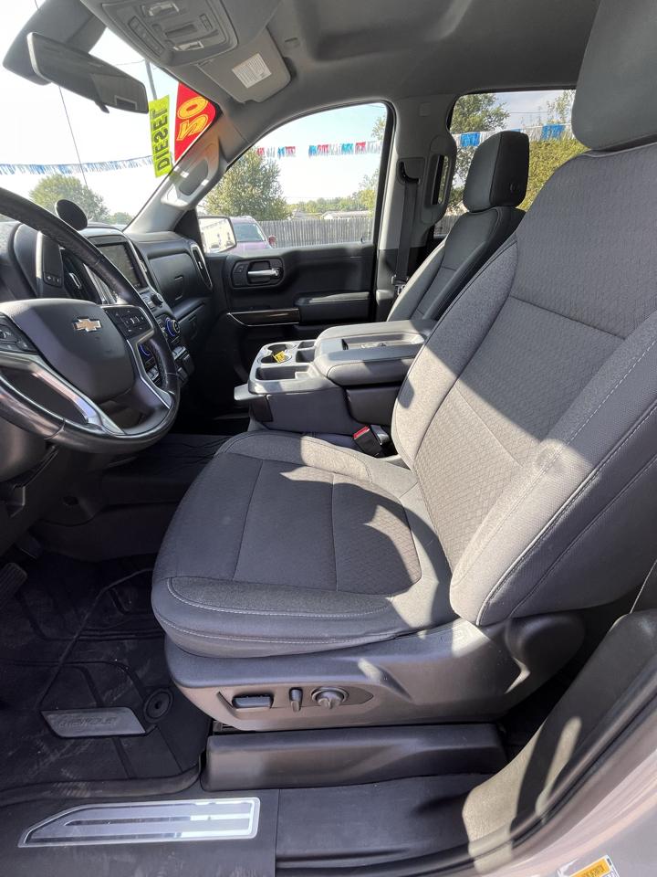 Chevrolet Silverado 1500 LT Crew Cab 4WD 2020