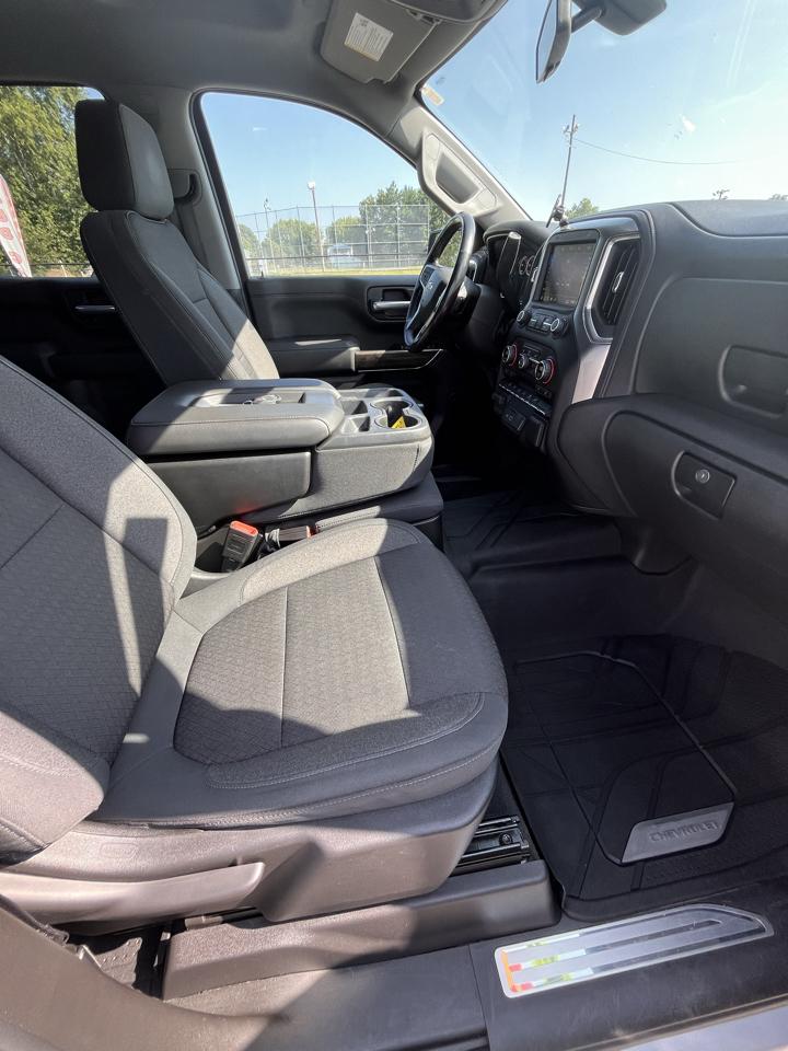 Chevrolet Silverado 1500 LT Crew Cab 4WD 2020