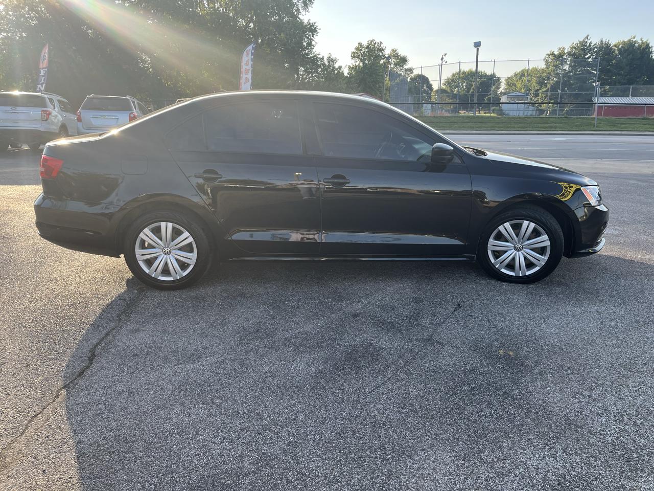 Volkswagen Jetta TDI S 6A 2015