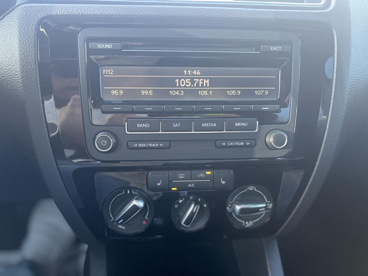 Volkswagen Jetta TDI S 6A 2015