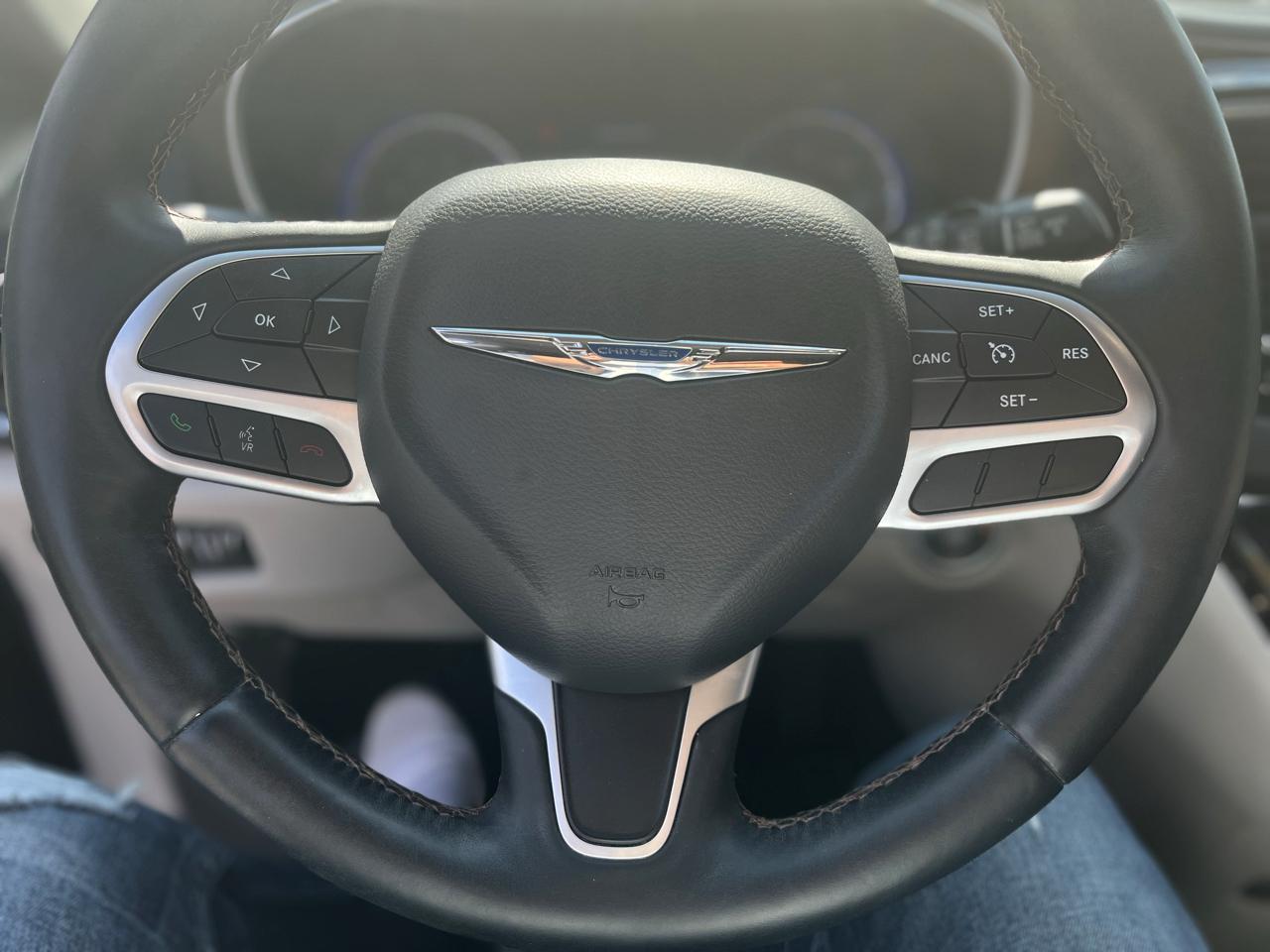 Chrysler Pacifica Touring-L Plus 2017