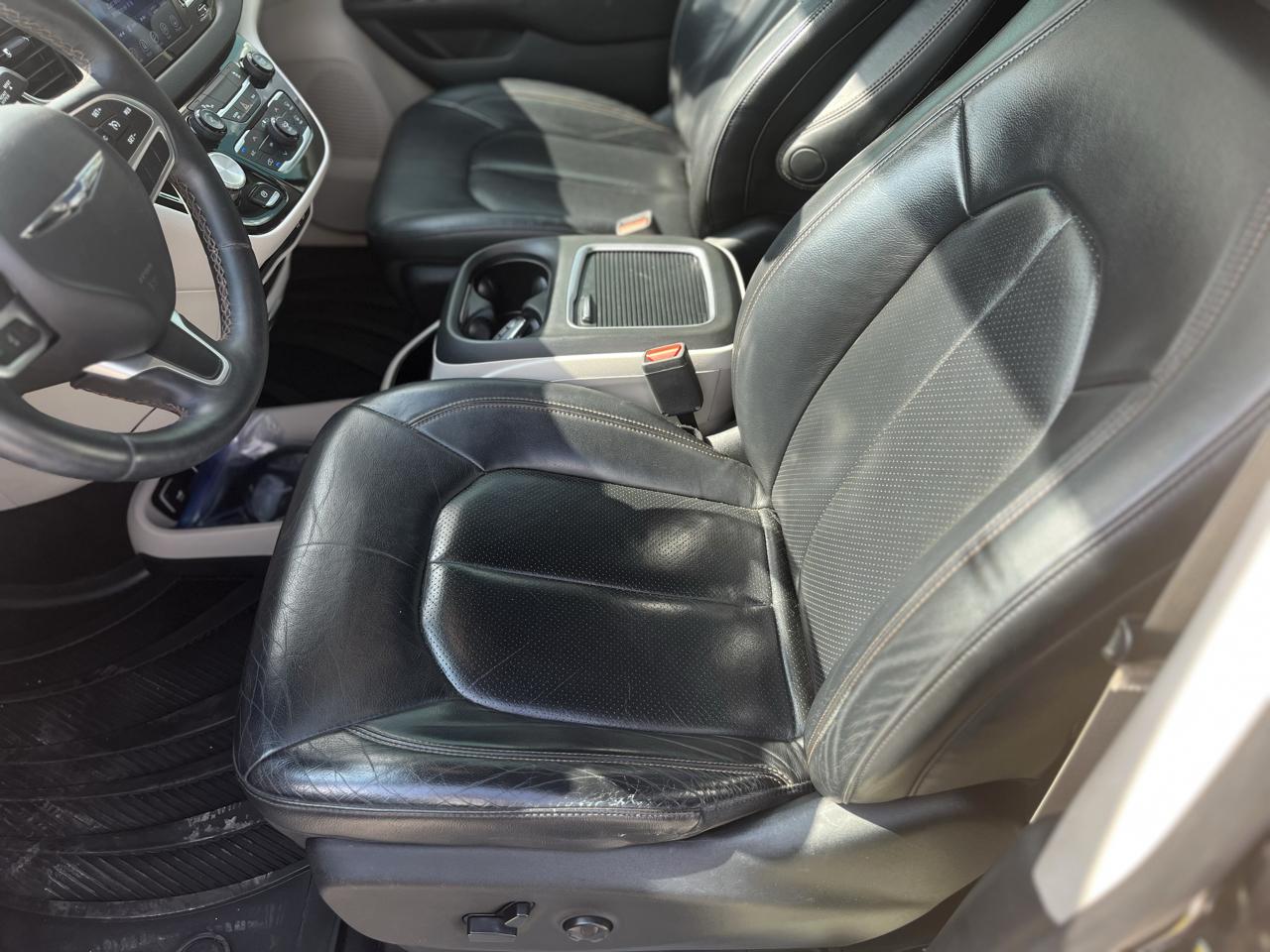 Chrysler Pacifica Touring-L Plus 2017