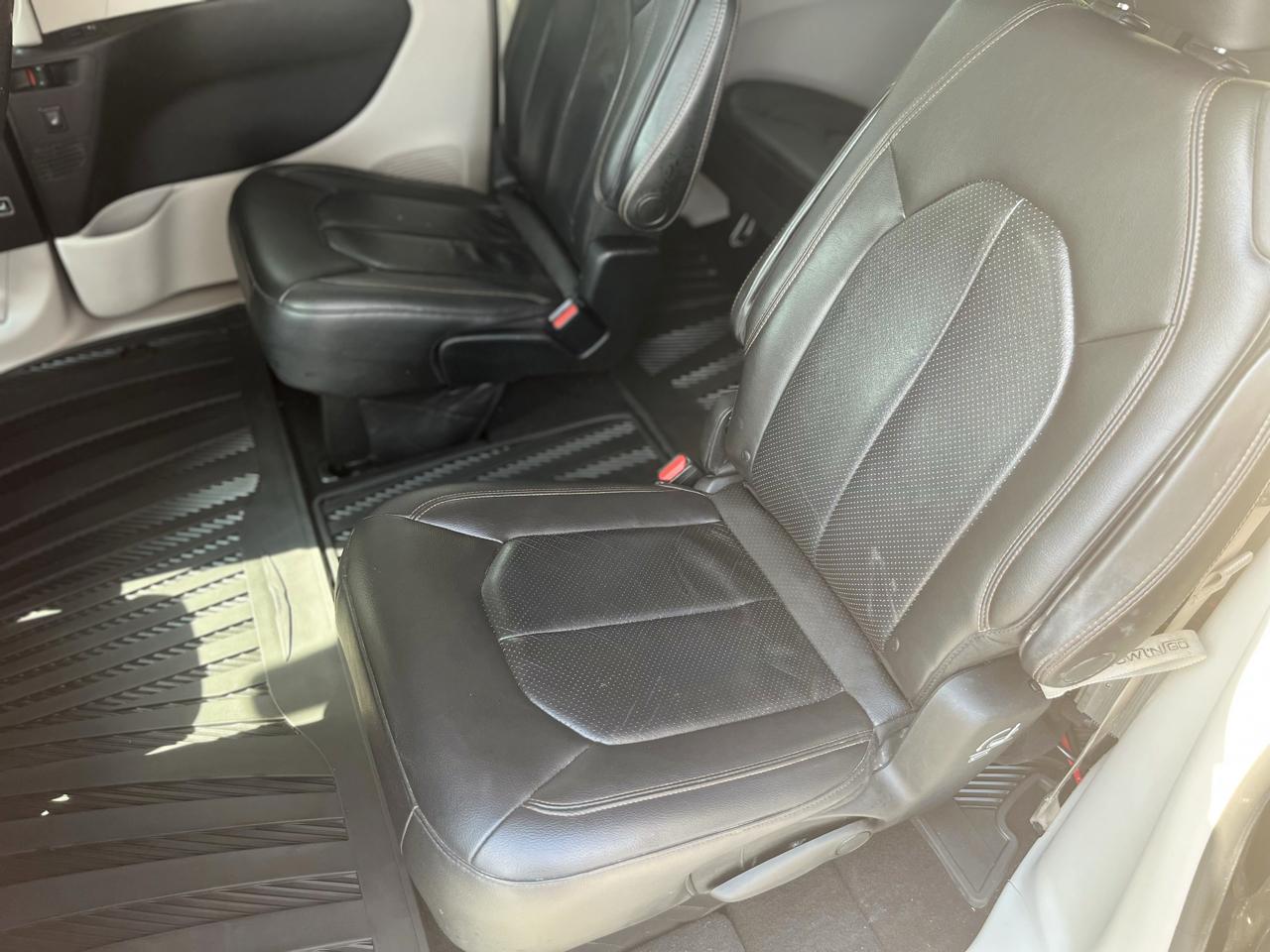 Chrysler Pacifica Touring-L Plus 2017