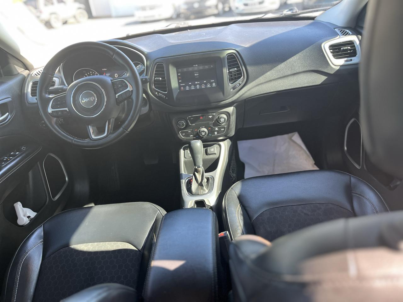 Jeep Compass Latitude FWD 2018