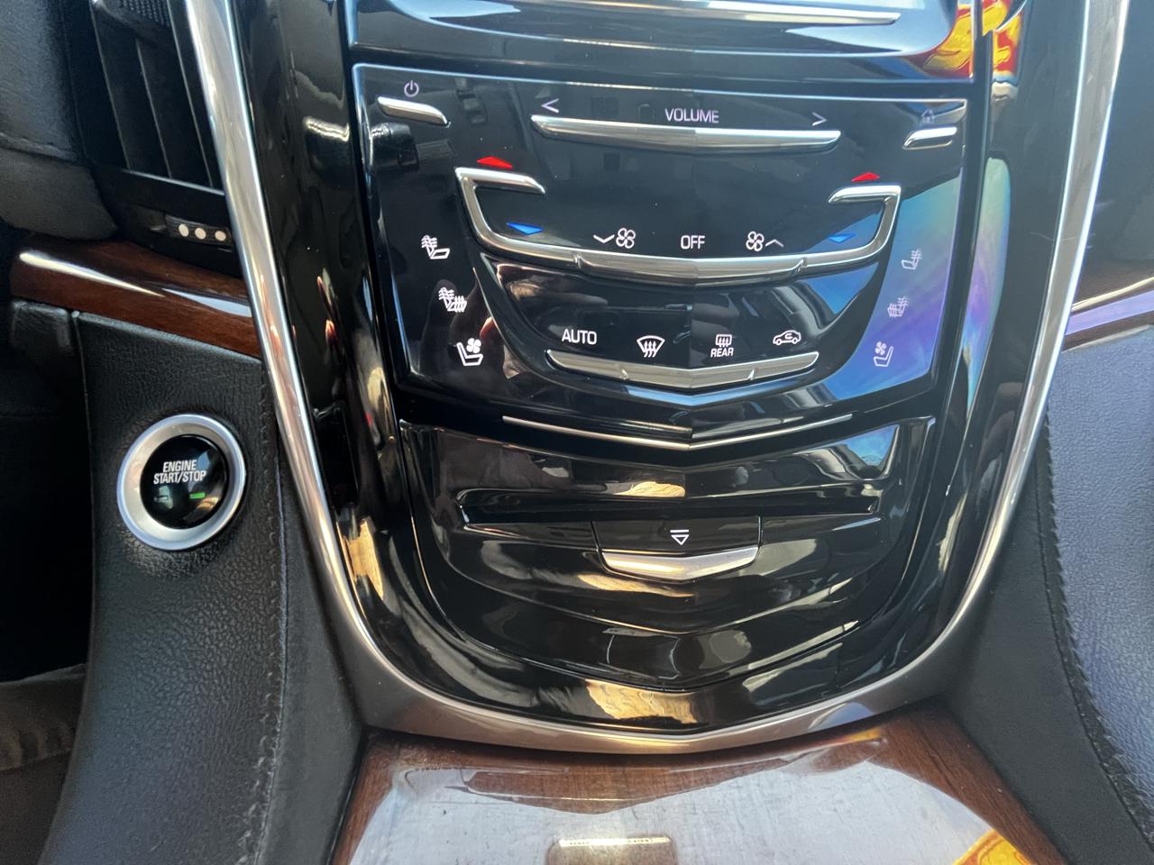 Cadillac Escalade ESV Premium 4WD 2015