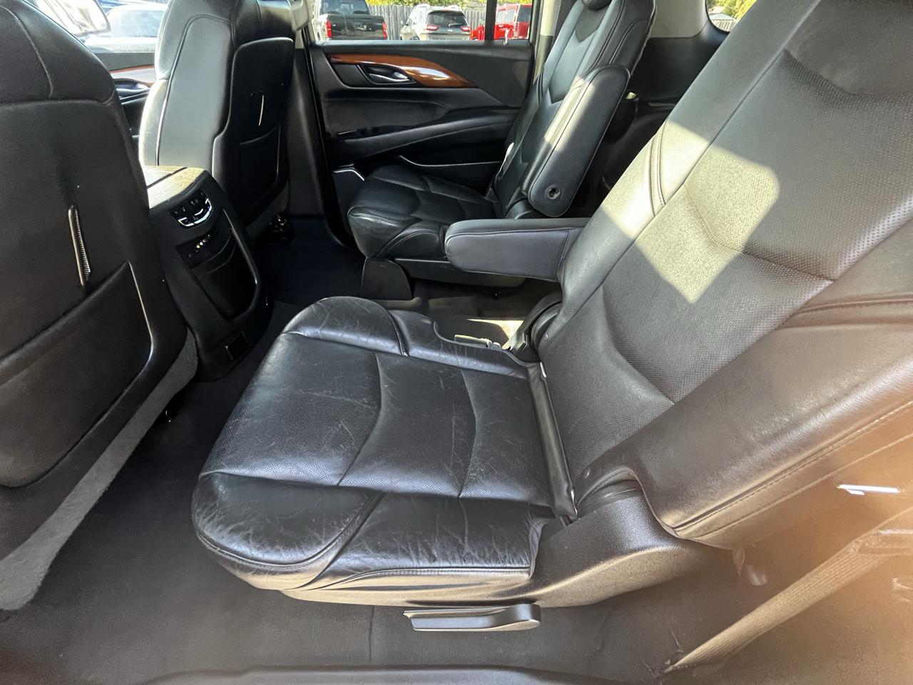 Cadillac Escalade ESV Premium 4WD 2015