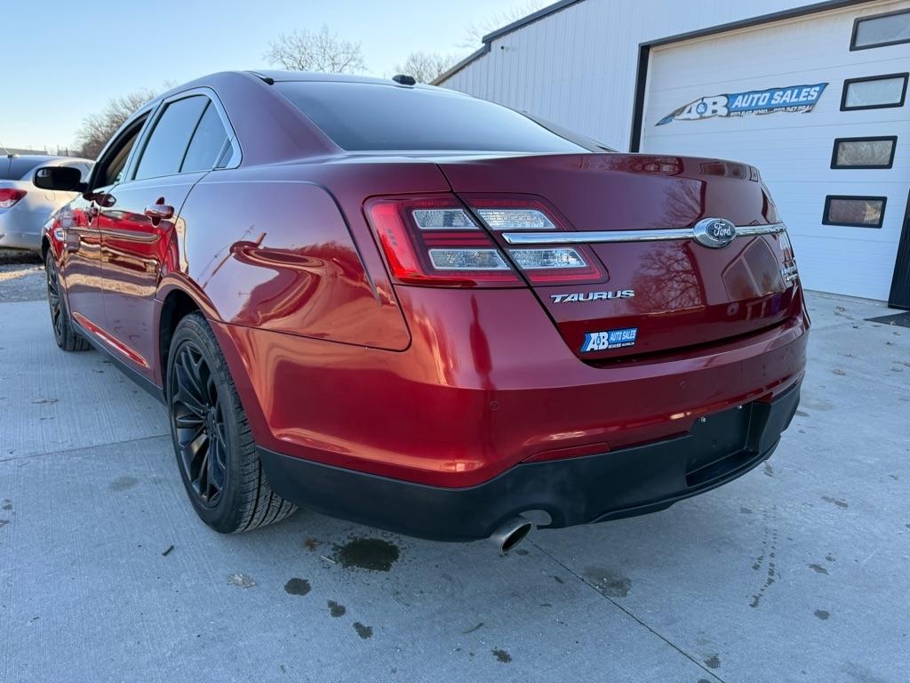 Ford Taurus Limited FWD 2015