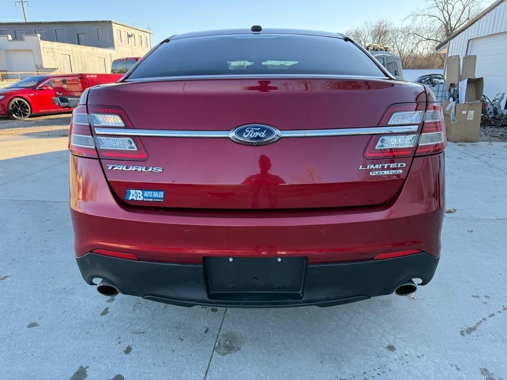 Ford Taurus Limited FWD 2015