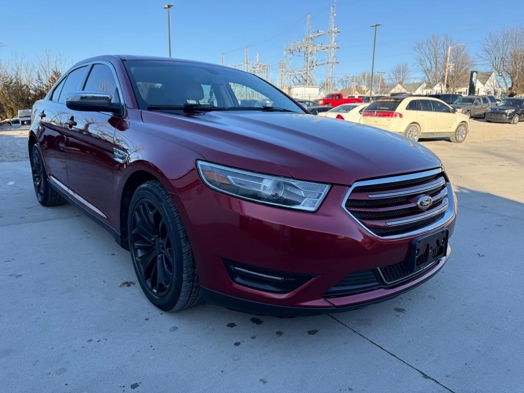 Ford Taurus Limited FWD 2015