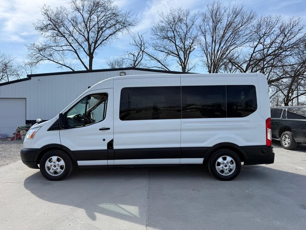 2019 Ford Transit 350 Wagon Med. Roof XL w/Sliding Pass. 148-in. WB