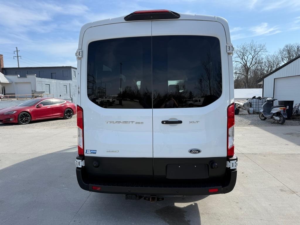 Ford Transit 350 Wagon Med. Roof XL w/Sliding Pass. 148-in. WB 2019