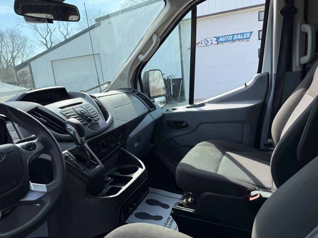 Ford Transit 350 Wagon Med. Roof XL w/Sliding Pass. 148-in. WB 2019