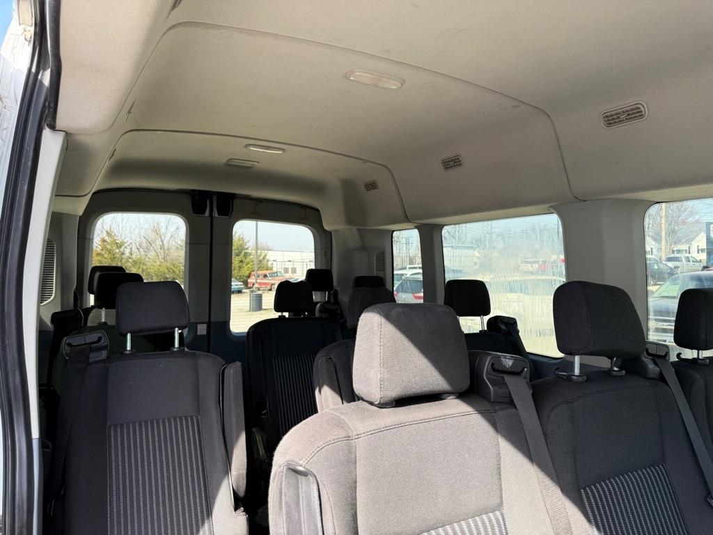 Ford Transit 350 Wagon Med. Roof XL w/Sliding Pass. 148-in. WB 2019