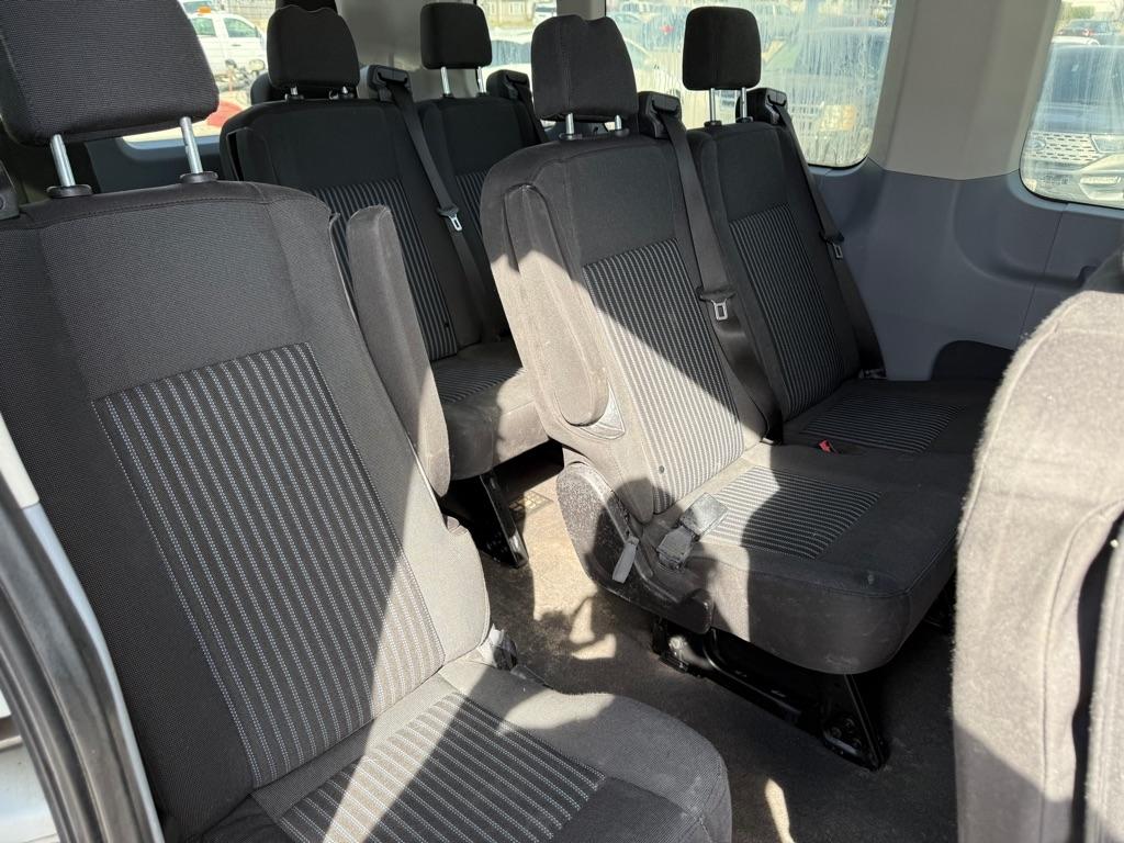 Ford Transit 350 Wagon Med. Roof XL w/Sliding Pass. 148-in. WB 2019