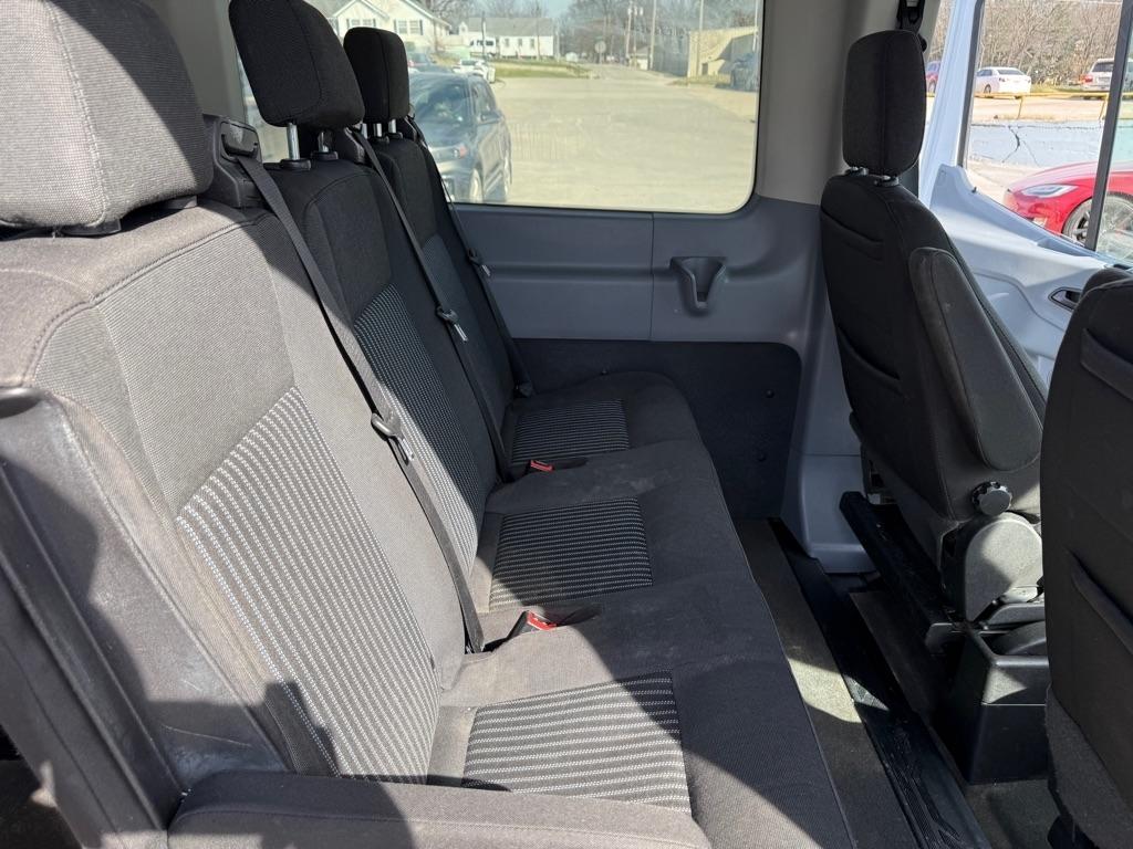 Ford Transit 350 Wagon Med. Roof XL w/Sliding Pass. 148-in. WB 2019