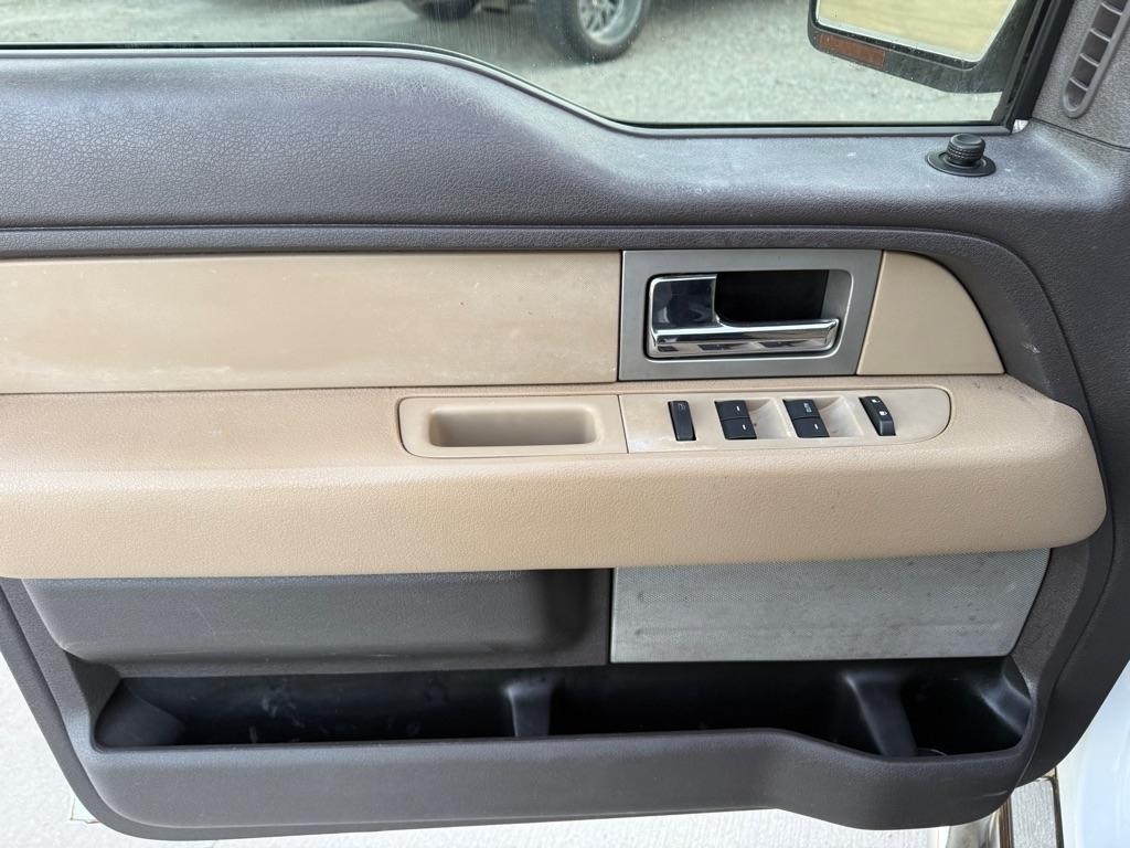 Ford F-150 XL SuperCrew 5.5-ft. Bed 4WD 2010