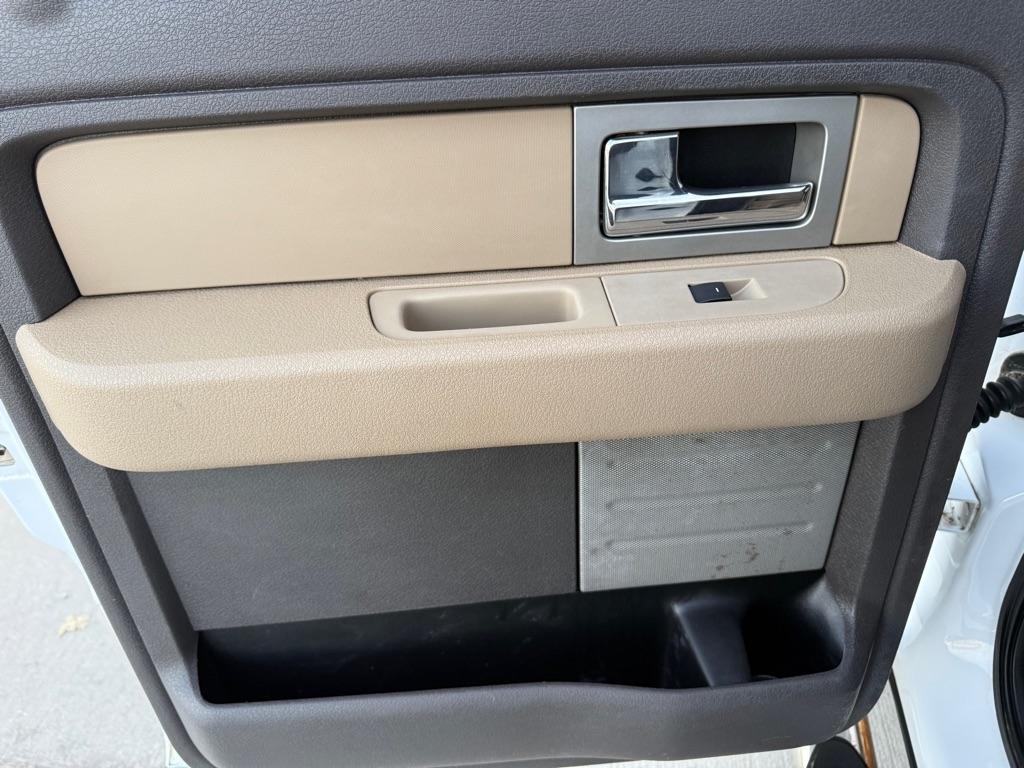 Ford F-150 XL SuperCrew 5.5-ft. Bed 4WD 2010