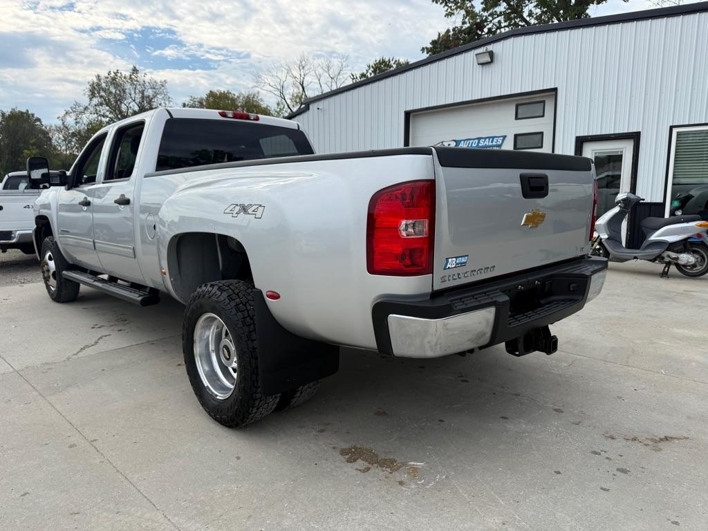 Chevrolet Silverado 3500HD LT Crew Cab 4WD 2012