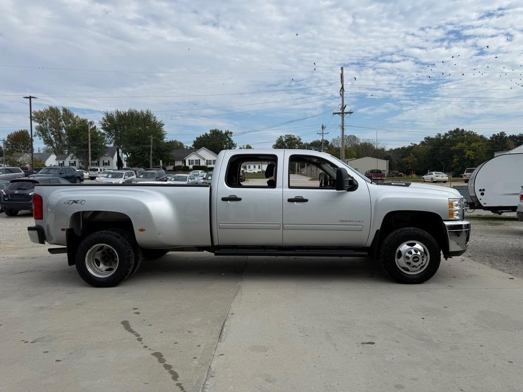 Chevrolet Silverado 3500HD LT Crew Cab 4WD 2012