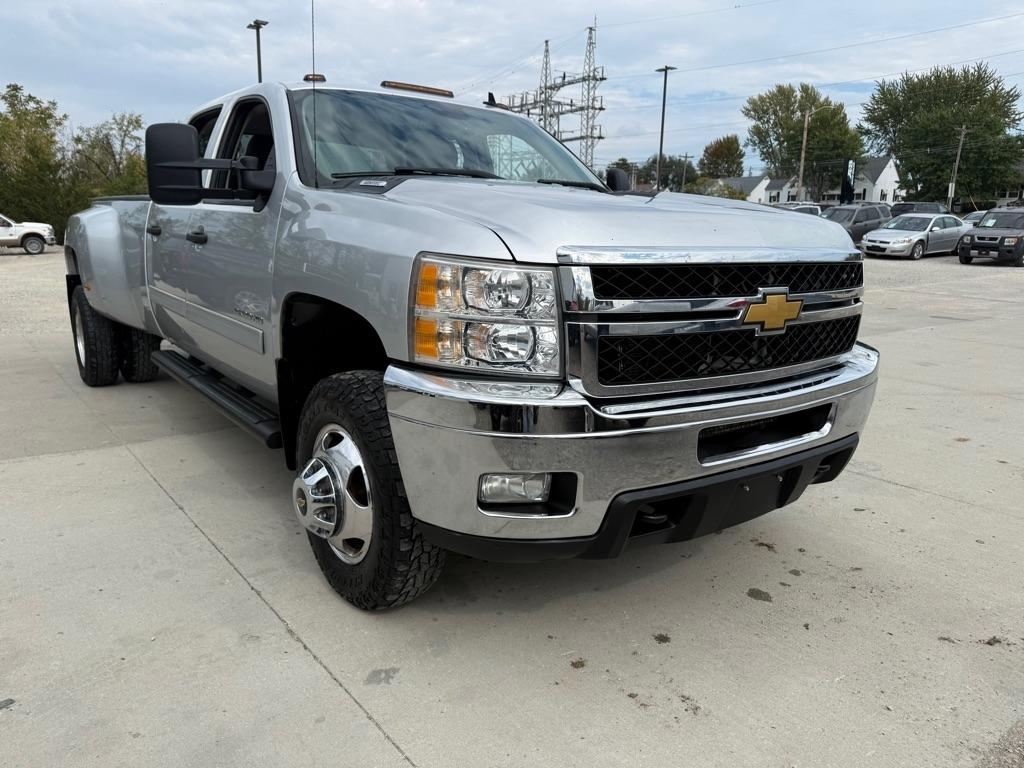 Chevrolet Silverado 3500HD LT Crew Cab 4WD 2012