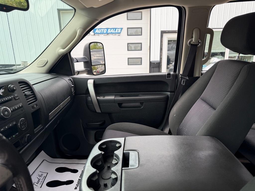 Chevrolet Silverado 3500HD LT Crew Cab 4WD 2012