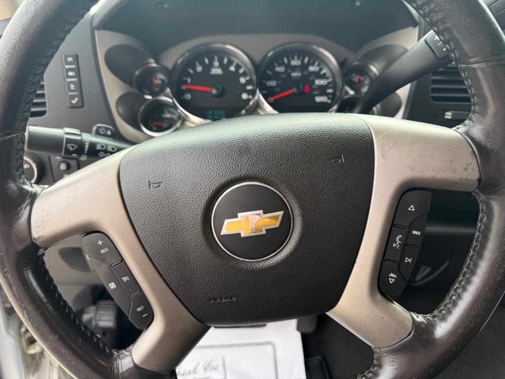 Chevrolet Silverado 3500HD LT Crew Cab 4WD 2012