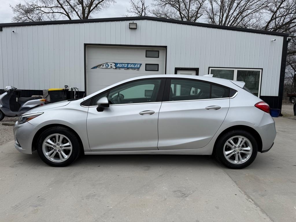2018 Chevrolet Cruze LT Auto Hatchback