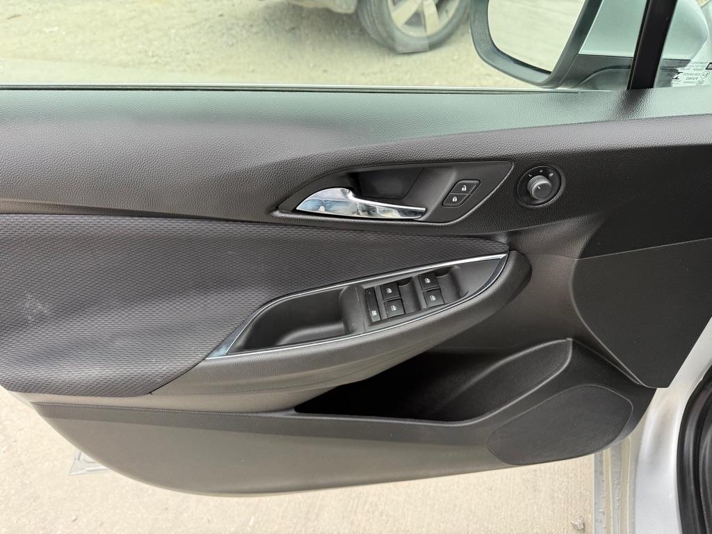 Chevrolet Cruze LT Auto Hatchback 2018
