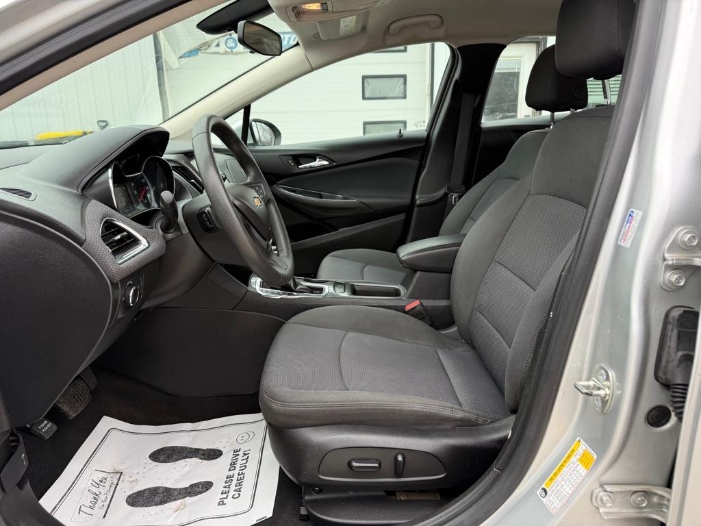 Chevrolet Cruze LT Auto Hatchback 2018