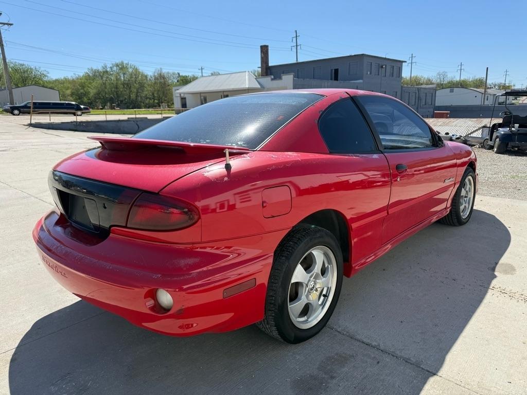 Pontiac Sunfire SE coupe 2000