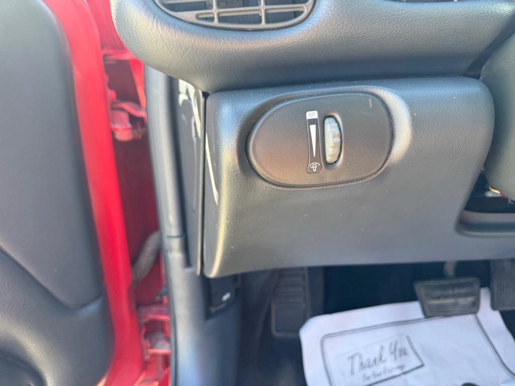 Pontiac Sunfire SE coupe 2000