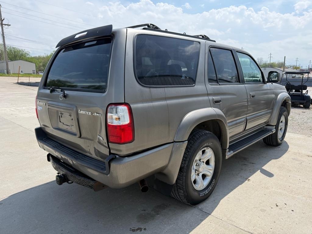 Toyota 4Runner Limited 4WD 2001