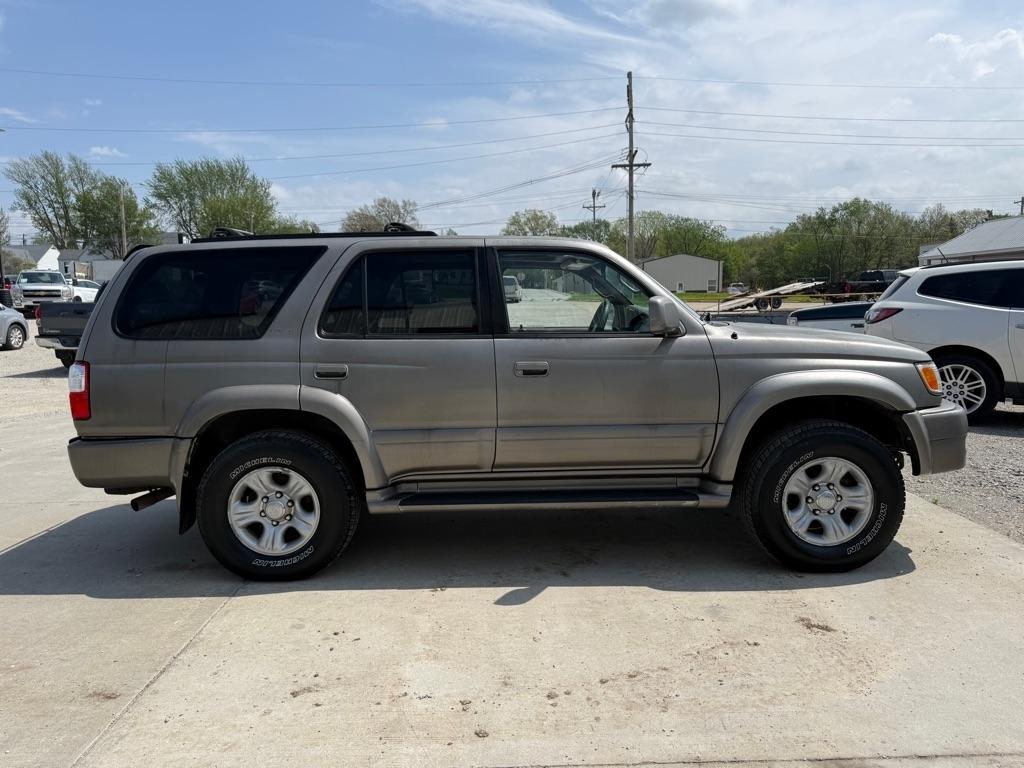 Toyota 4Runner Limited 4WD 2001