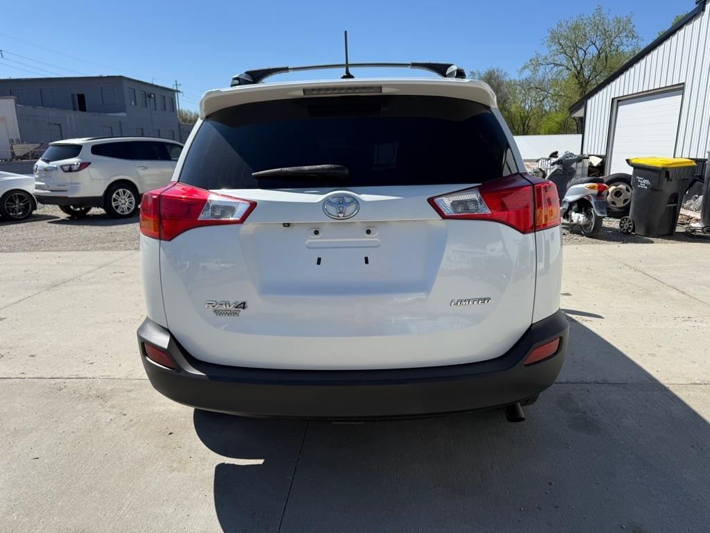 Toyota RAV4 Limited FWD 2015