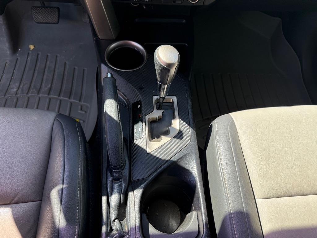 Toyota RAV4 Limited FWD 2015