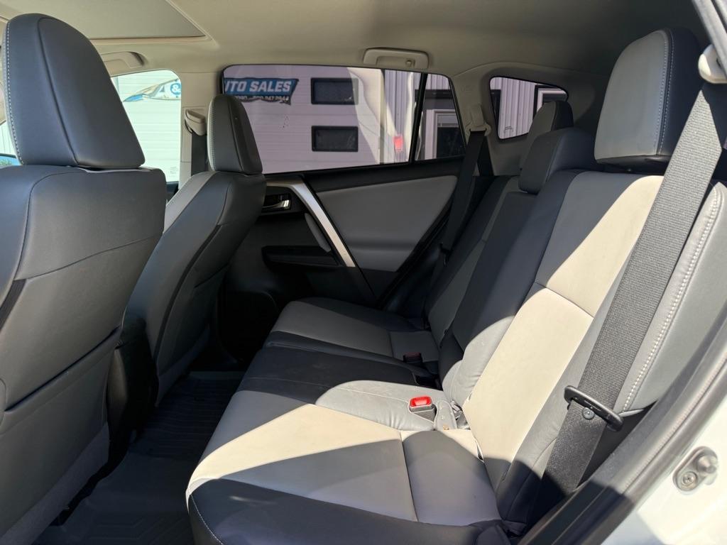 Toyota RAV4 Limited FWD 2015