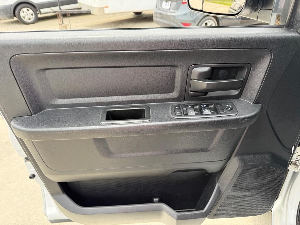RAM 2500 ST Crew Cab SWB 4WD 2014