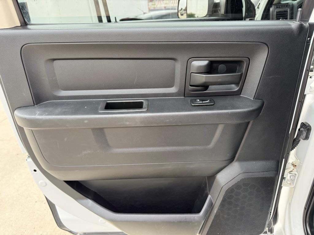 RAM 2500 ST Crew Cab SWB 4WD 2014