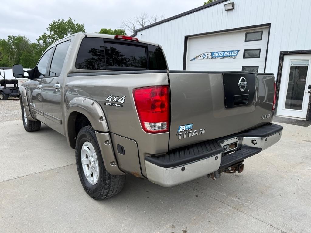 Nissan Titan XE Crew Cab 4WD 2007