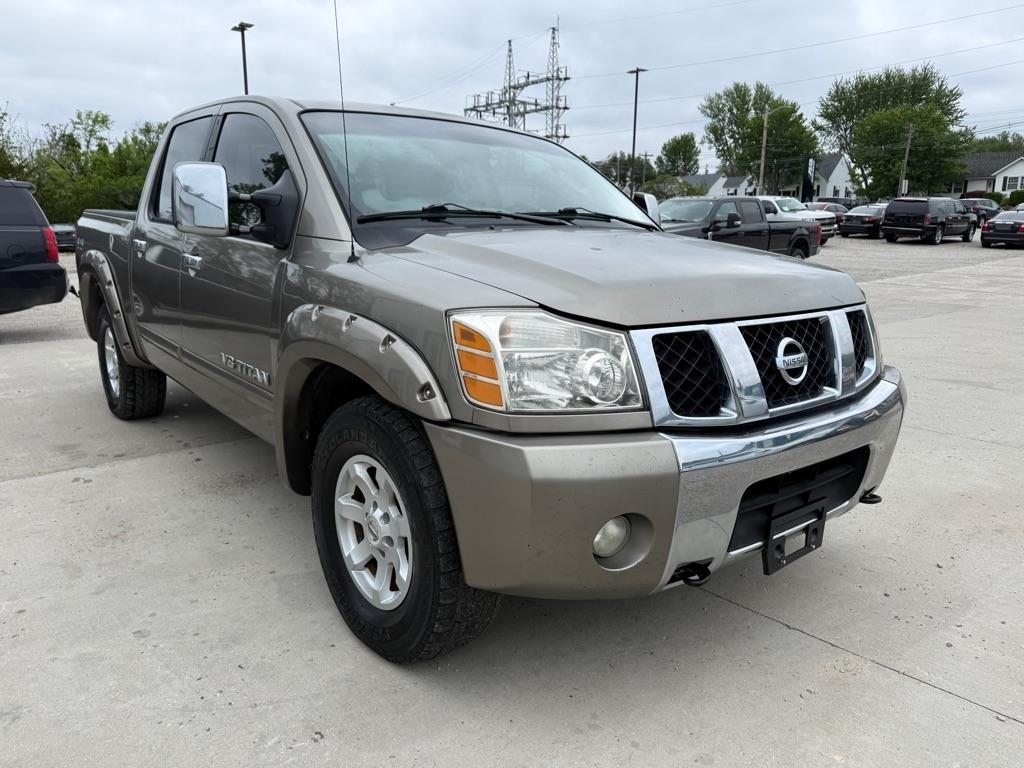 Nissan Titan XE Crew Cab 4WD 2007
