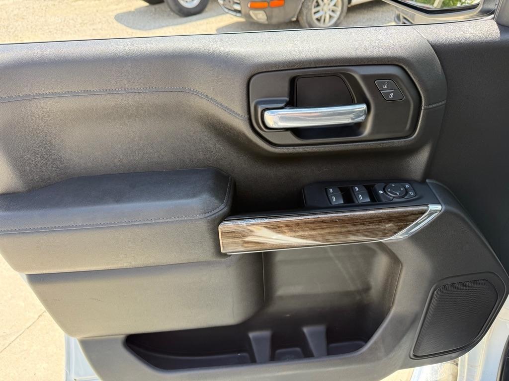 Chevrolet Silverado 1500 Limited LT Crew Cab 4WD 2022