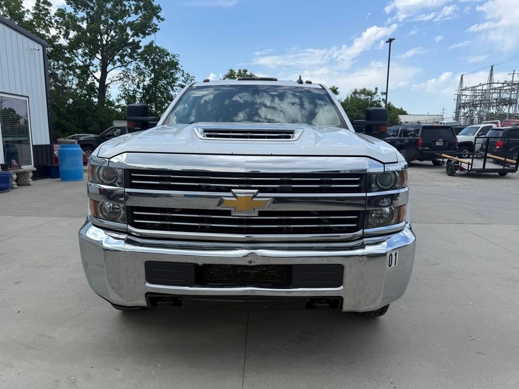 Chevrolet Silverado 3500HD Work Truck Crew Cab 4WD 2017