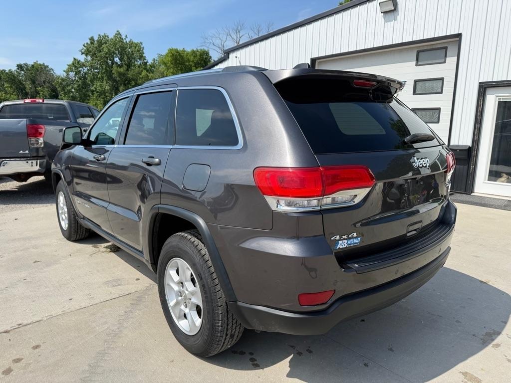 Jeep Grand Cherokee Laredo 4WD 2016