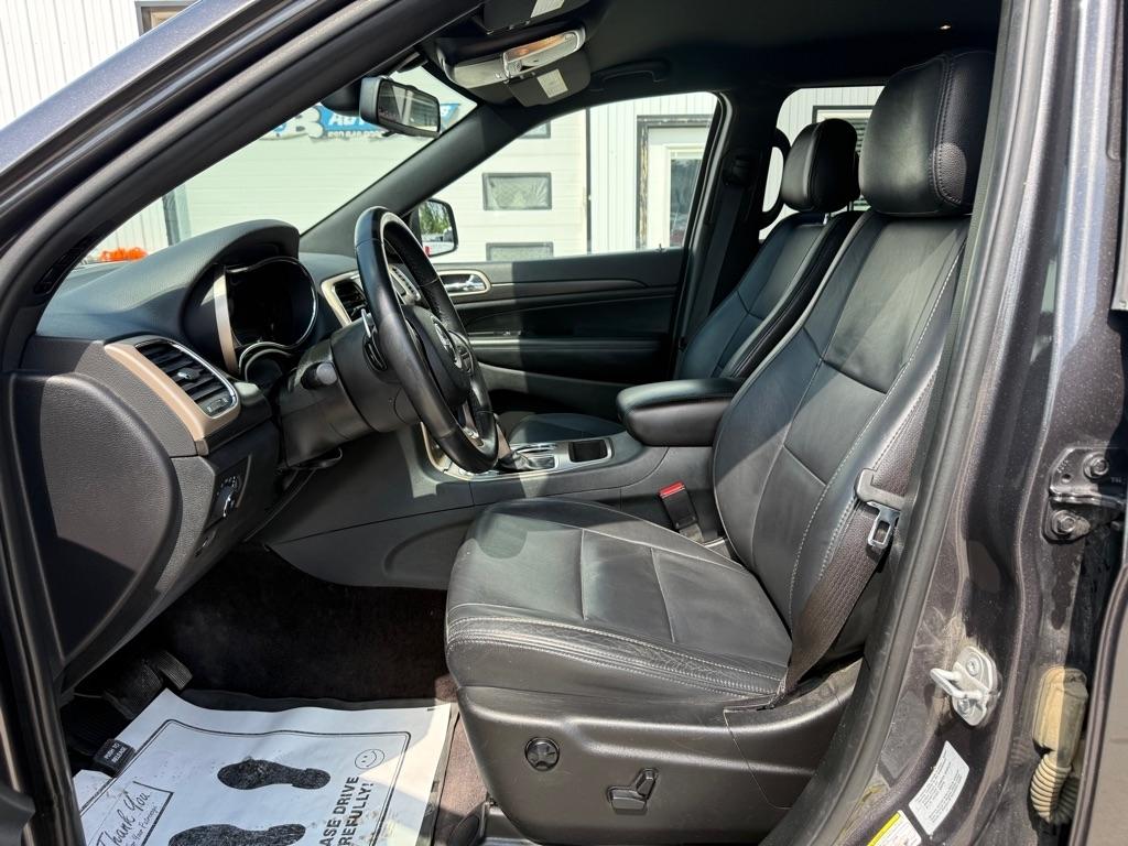 Jeep Grand Cherokee Laredo 4WD 2016
